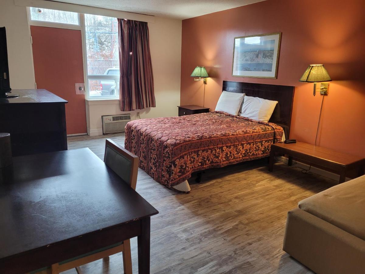 Midtown Hotel Parry Sound Εξωτερικό φωτογραφία